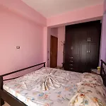 Apartament Leka