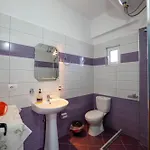 Leka Apartament *