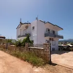 Leka Apartament *