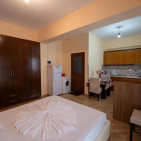 Vila Leka Apartment Ksamil