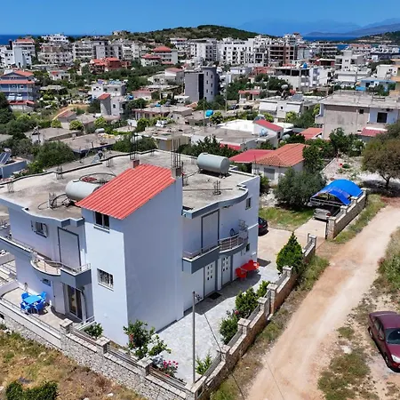 Apartment Vila Leka *