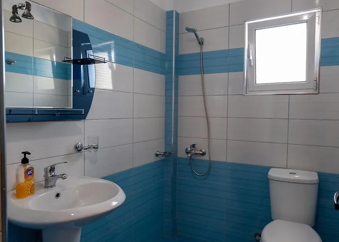 Leka Apartment *