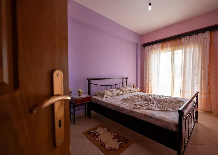 Leka Apartment *